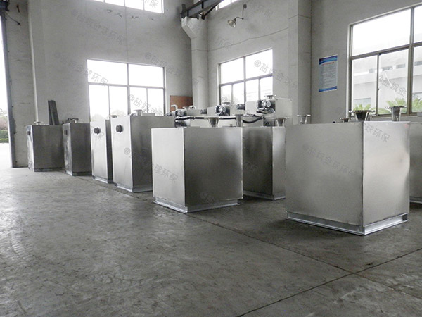 500人厨房洗菜盆下水用砖做排污油水分离器的使用方法